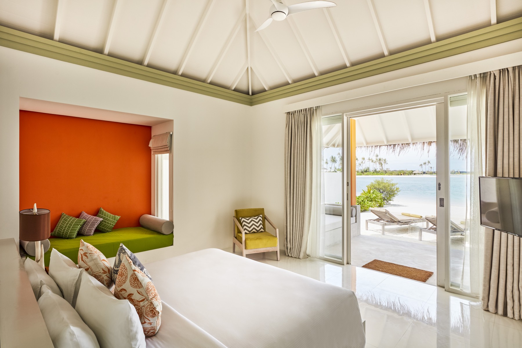 Grand Beach Villa